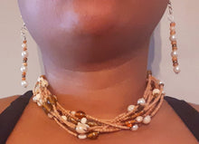 Load image into Gallery viewer, Vintage Wooden and Pearl Necklace Set Kargo Fresh
