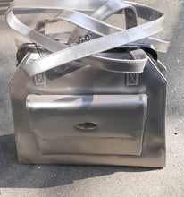 Load image into Gallery viewer, Vintage Y2K style Silver Vinyl Kisslock Purse Kargo Fresh
