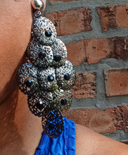 Load image into Gallery viewer, Vintage boho chandelier charm clip on earrings Kargo Fresh
