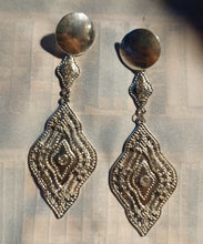 Load image into Gallery viewer, Vintage boho dangle earrings Kargo Fresh
