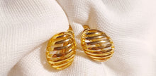 Load image into Gallery viewer, Vintage clip on textured gold studs 1980s Kargo Fresh
