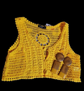 Vintage crochet crop top and matching earrings Kargo Fresh