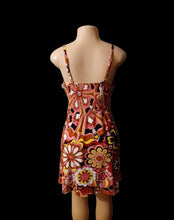 Load image into Gallery viewer, Vintage daisy skater dress M Kargo Fresh
