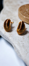 Load image into Gallery viewer, Vintage gold huggie hoop clip on earrings Kargo Fresh
