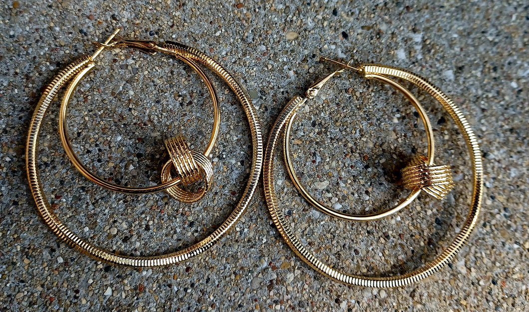 Vintage gold multi hoops Kargo Fresh