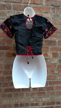 Load image into Gallery viewer, Vintage handmade Cotton Indian Choli Size Small Kargo Fresh
