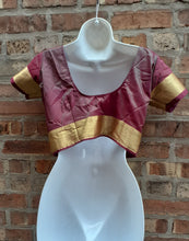 Load image into Gallery viewer, Vintage handmade Silk brocade Indian Choli Size Small Kargo Fresh
