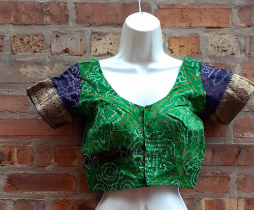 Vintage handmade Silk brocade Indian Choli Size Small Kargo Fresh