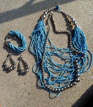 Load image into Gallery viewer, Vintage necklace set with clip on earrings Kargo Fresh
