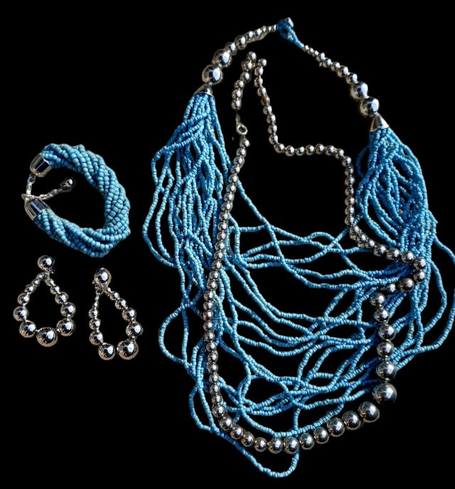 Vintage necklace set with clip on earrings Kargo Fresh