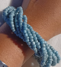 Load image into Gallery viewer, Vintage necklace set with clip on earrings Kargo Fresh
