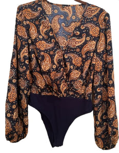 Vintage paisley bodysuit New M Kargo Fresh