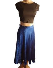 Load image into Gallery viewer, Vintage silk swing maxi skirt and crop top xs/s Kargo Fresh
