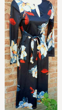 Load image into Gallery viewer, Vintage style Floral Knit Swing Dress Size XS Kargo Fresh
