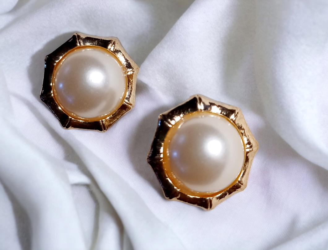 Vintage style faux pearl button stud clip on earrings Kargo Fresh