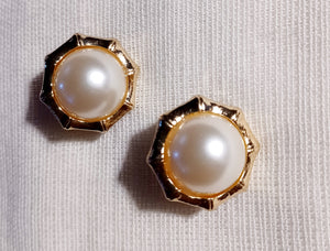 Vintage style faux pearl button stud clip on earrings Kargo Fresh