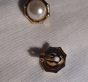 Vintage style faux pearl button stud clip on earrings Kargo Fresh