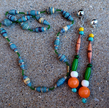 Load image into Gallery viewer, Vintage ugandan paper bead necklace and custom clip on earrings set Kargo Fresh
