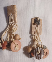 Load image into Gallery viewer, Vintage wood and shell boho clip on earrings Kargo Fresh

