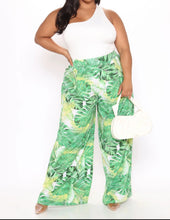 Load image into Gallery viewer, Wide leg Monstera leaf Beach Pants 2Xl Kargo Fresh
