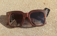 Load image into Gallery viewer, Wood Grain Oversized Classic Sunglasses Kargo Fresh
