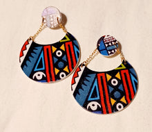 Load image into Gallery viewer, Wooden Abstract African print Earrings Kargo Fresh
