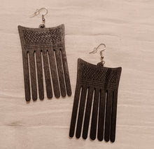 Load image into Gallery viewer, Wooden Afro Centric Afro Pick Earrings Kargo Fresh
