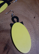 Load image into Gallery viewer, Wooden Ankh &amp; Africa  Earrings Kargo Fresh
