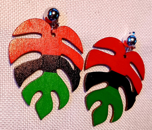 Wooden Monsters leaf clip on earrings Kargo Fresh