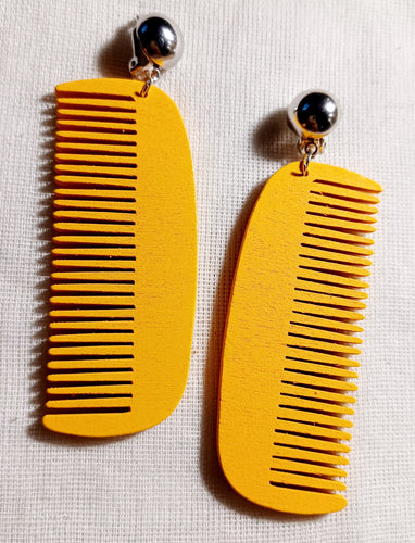 Wooden afro comb clip on earrings Kargo Fresh