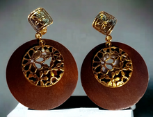 Load image into Gallery viewer, Wooden boho clip on hoops Kargo Fresh
