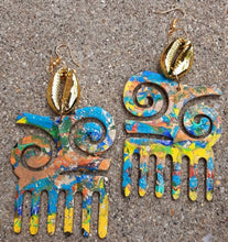 Load image into Gallery viewer, Handpainted Afrocentric Adinkra Afro Pick Wooden Earrings
