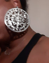 Load image into Gallery viewer, Extra large 5 inch Hammered Metal Disc Clip On Earrings Silver
