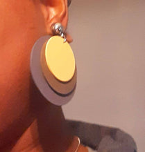 Load image into Gallery viewer, Natural Wood Multi Layer Clip On Dangle Earrings
