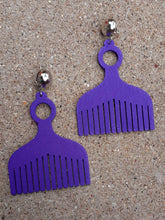 Load image into Gallery viewer, Natural Wood Afro Pick Clip On Dangle Earrings
