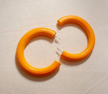 Load image into Gallery viewer, Natural Wood Hoop Earrings orange
