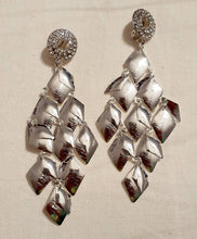 Load image into Gallery viewer, Brushed Metal Chandelier Clip On Earrings Silver
