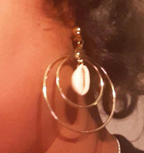 Load image into Gallery viewer, Handmade Gold Metal Multi Hoop and Cowrie Shell Clip On Earrings

