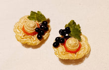 Load image into Gallery viewer, Vintage Handmade tiny Straw Hat Stud Clip On Earrings
