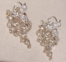 Load image into Gallery viewer, Rhinestone Grapevine Stud Cluster Clip On Earrings
