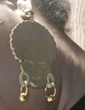 Load image into Gallery viewer, Handpainted Afrocentric Clip On Earrings gold
