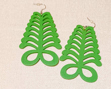 Load image into Gallery viewer, Classic Adinkra Symbol Wooden Earrings green
