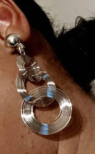 Load image into Gallery viewer, Abstract Wire Gold Metal Multi Hoop Clip On Earrings
