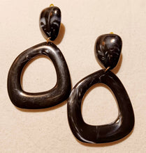 Load image into Gallery viewer, Vintage Chunky Acrylic Earrings Clip on Style
