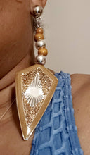 Load image into Gallery viewer, XLarge handmade crinkle Metal Clip On Earrings Silver
