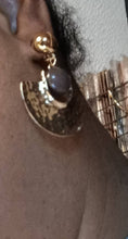Load image into Gallery viewer, Small Hammered Metal Art Deco Design Clip On Earrings Gold
