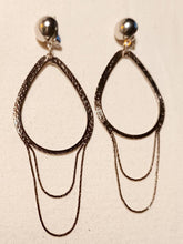Load image into Gallery viewer, Dark Silver Metal  Chain Clip On Hoop Earrings
