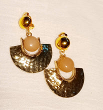 Load image into Gallery viewer, Small Hammered Metal Art Deco Design Clip On Earrings Gold
