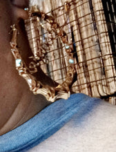 Load image into Gallery viewer, Extra Large Bougie statment Bamboo Earrings and Necklace Set New
