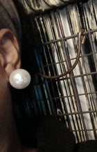 Load image into Gallery viewer, Rare Extra Large Giant Classic Pearl Stud Clip On Earrings
